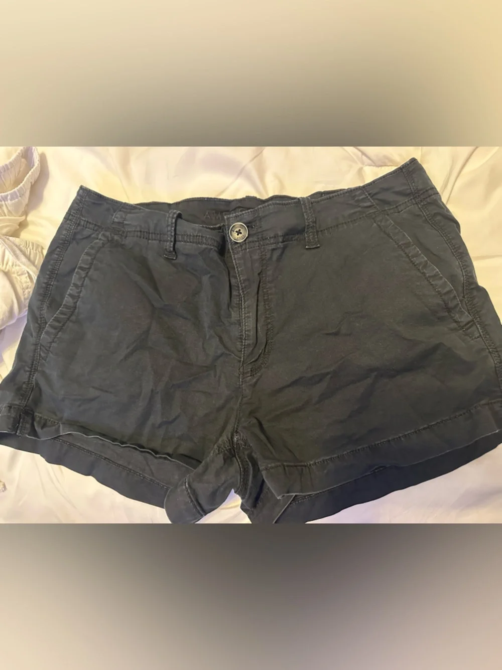 American Eagle Outfitters Black Super Stretch Shorts - Picture 1 of 4
